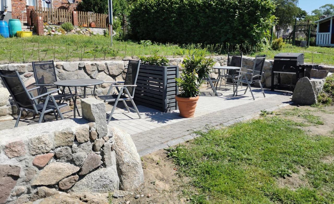 Westphal'S Ferienwohnung Groß Zicker Exterior foto