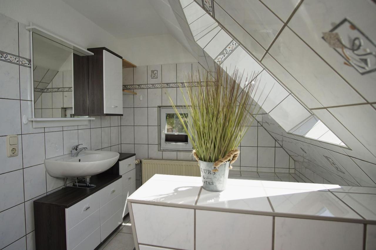 Westphal'S Ferienwohnung Groß Zicker Exterior foto