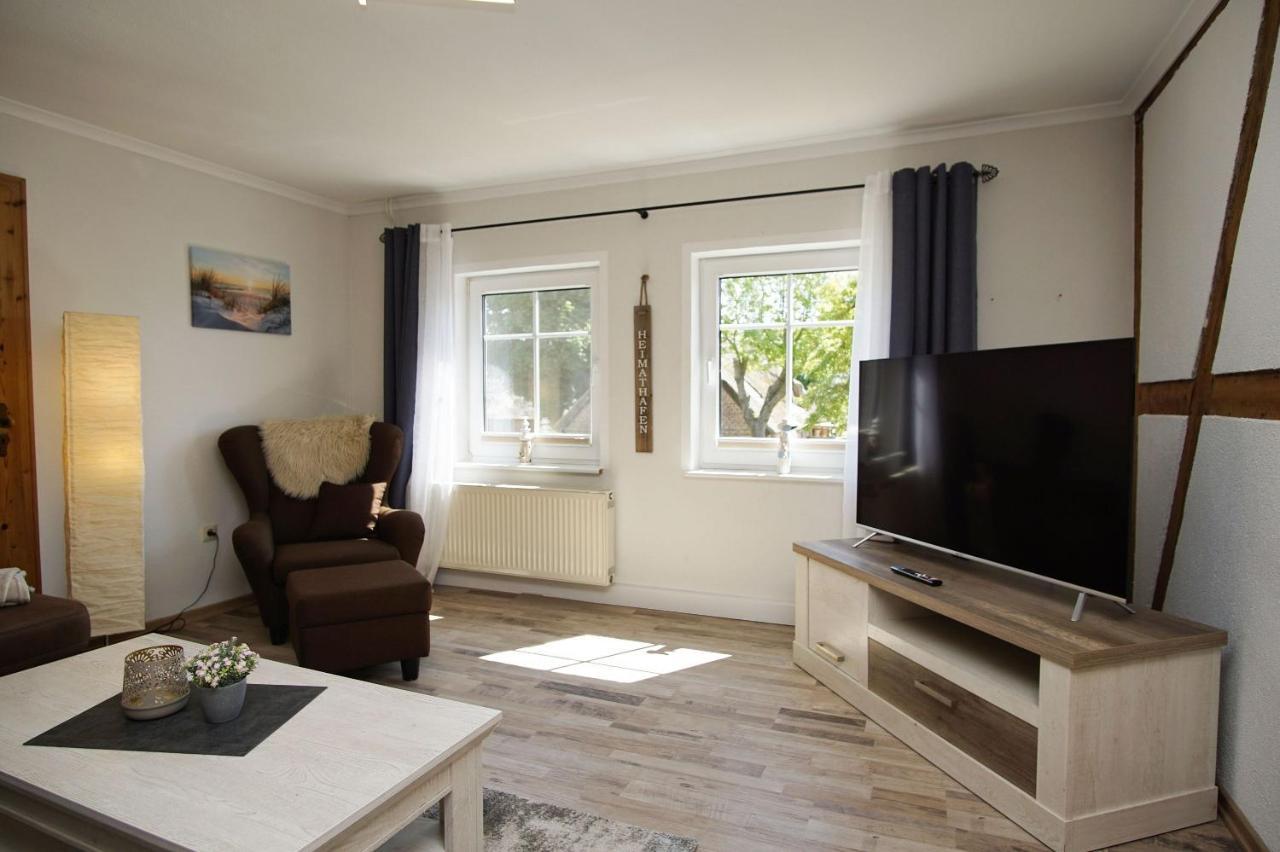 Westphal'S Ferienwohnung Groß Zicker Exterior foto